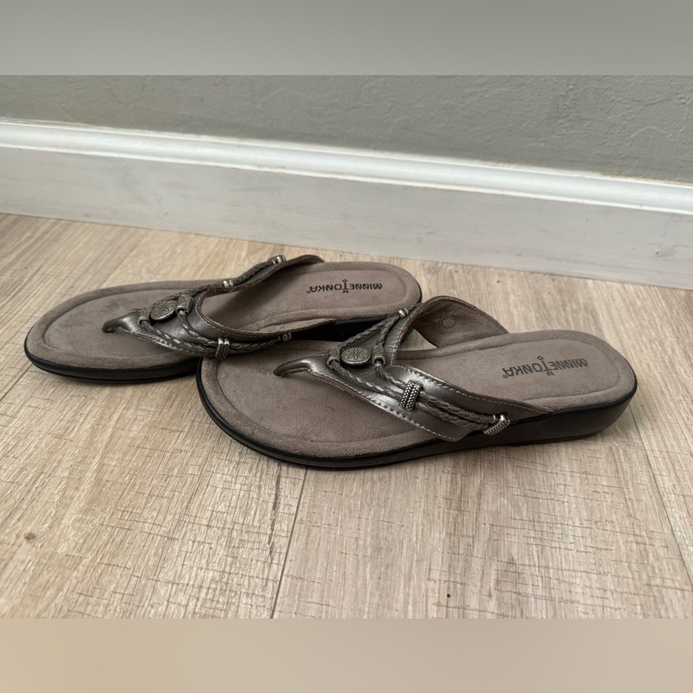 Minnetonka Pewter Braided Leather Wedge Sandals - Size 8 (New Without Tags)